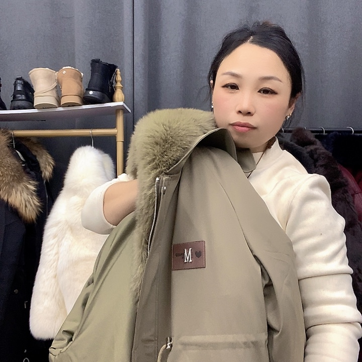 兔皮肥****门绿色门襟外套女装