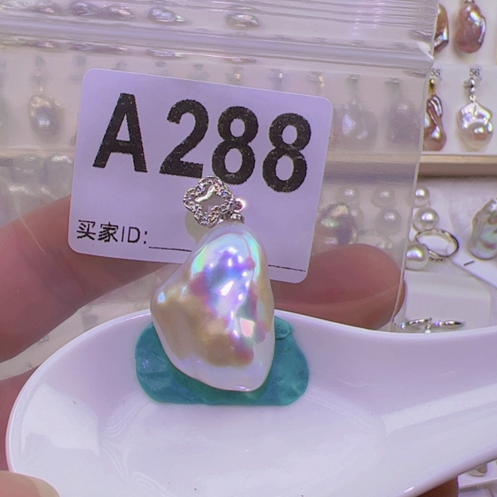 淡水珍珠颈饰合金