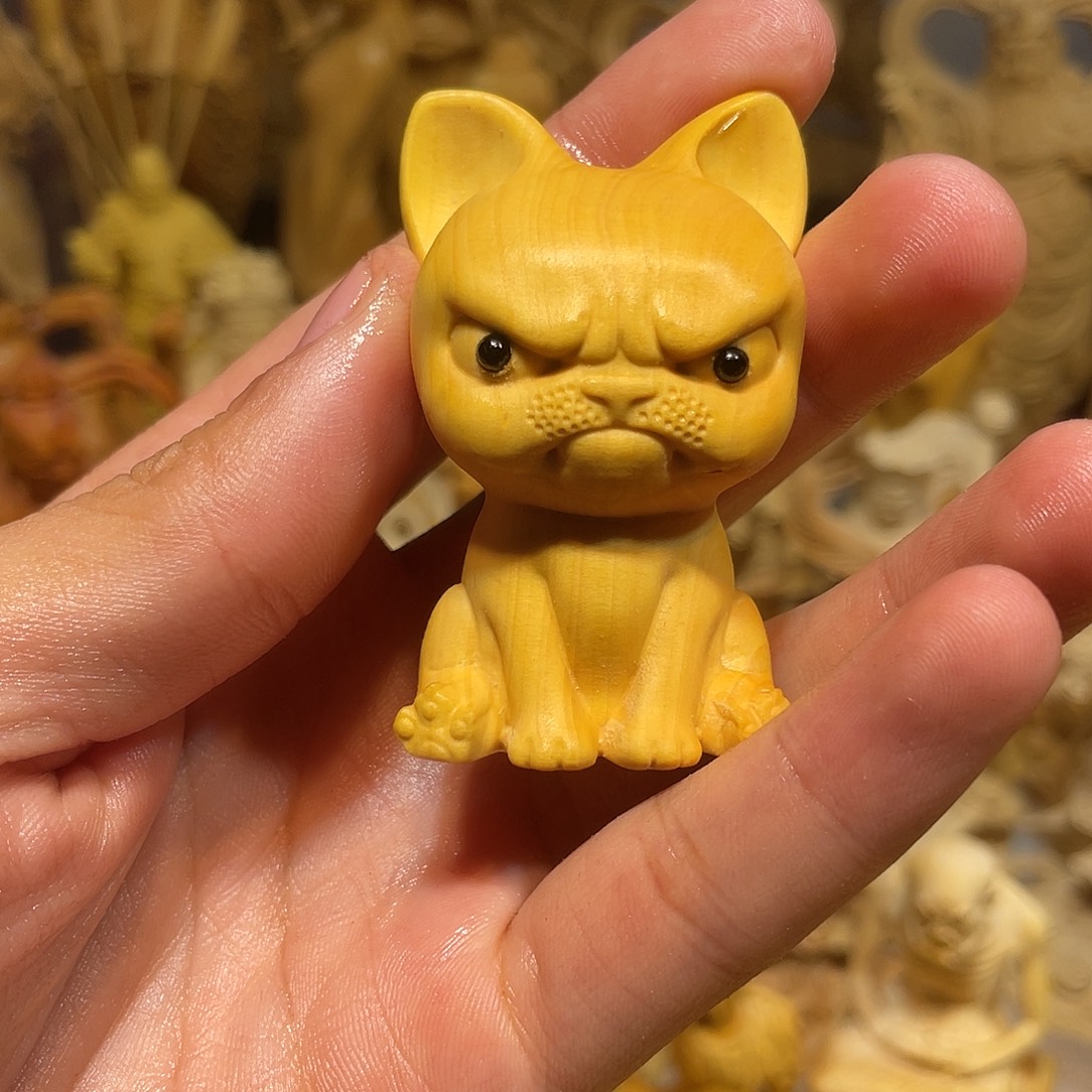 黄杨木小瑕疵法斗犬