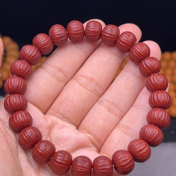 猴头核桃吊坠建*红911串绿透