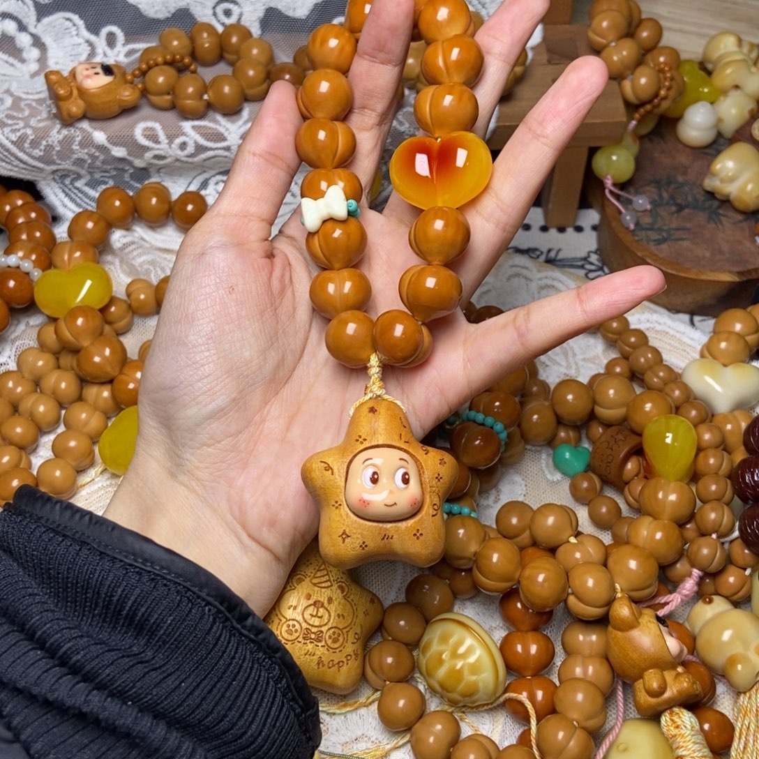 猴头核桃吊坠屁桃玻璃底卡16