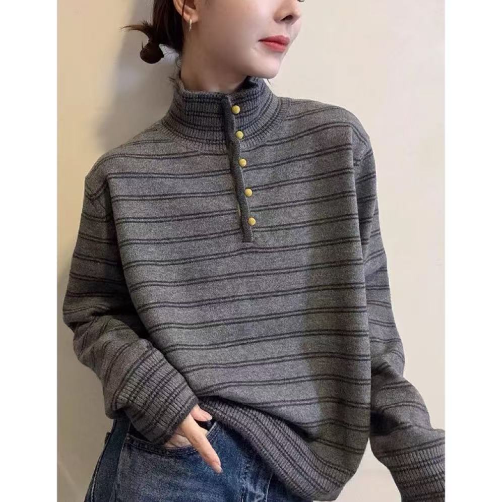丽姐家~包扣灰长袖针织时尚百搭宽松条纹半高领秋冬上衣889