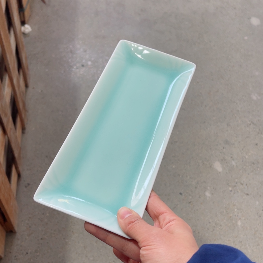 瓷片哈哈哈哈哈哈哈哈