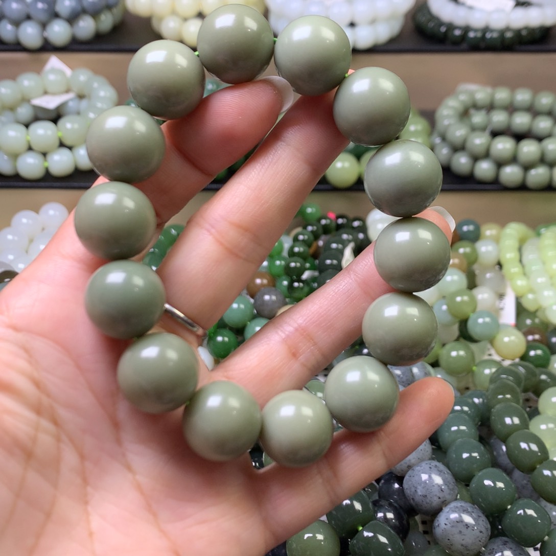 和田玉手链未镶嵌