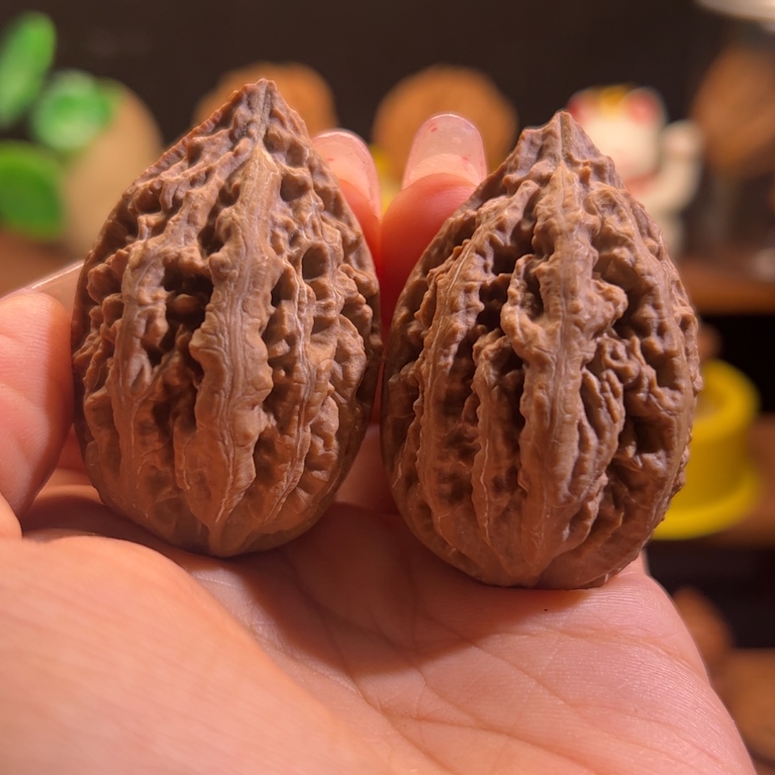 文玩核桃吊坠核桃44磕碰