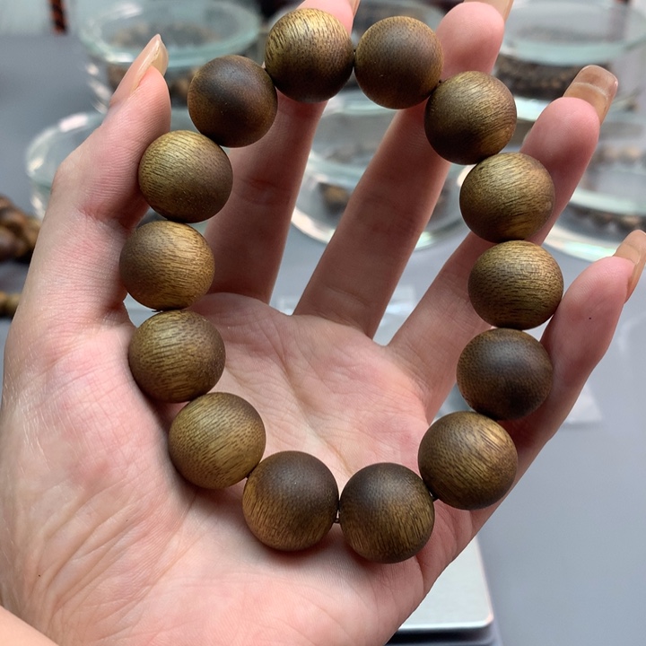 沉香手串1.6单圈文莱