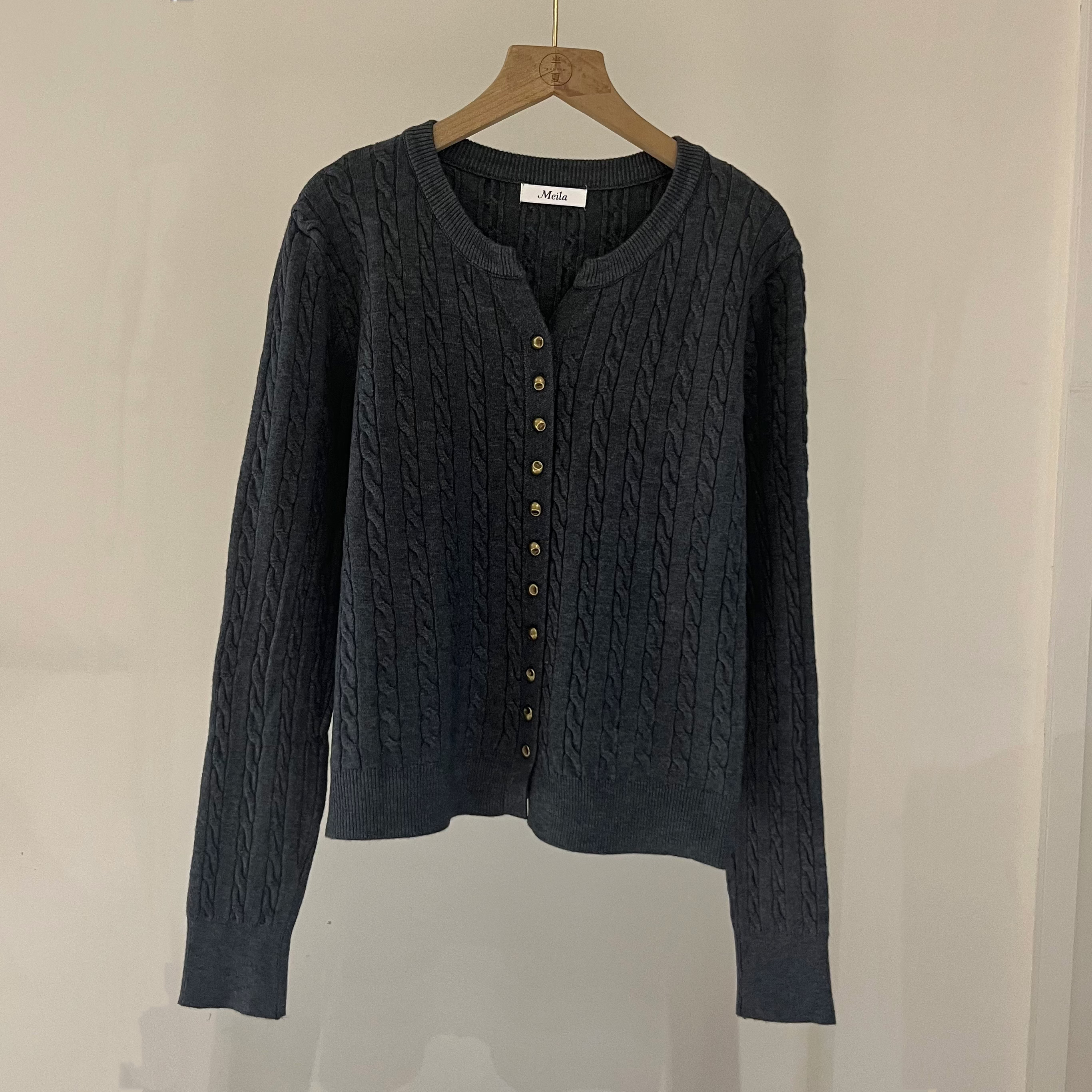 方领针织衫女装新款韩版气质洋气开衫纯色毛衣打底