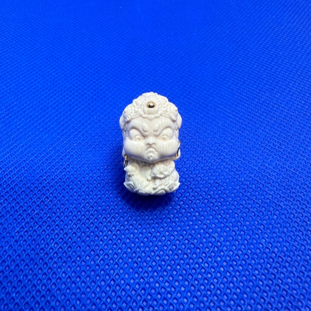 lz074天然猛犸牙 黄财神宝宝佛