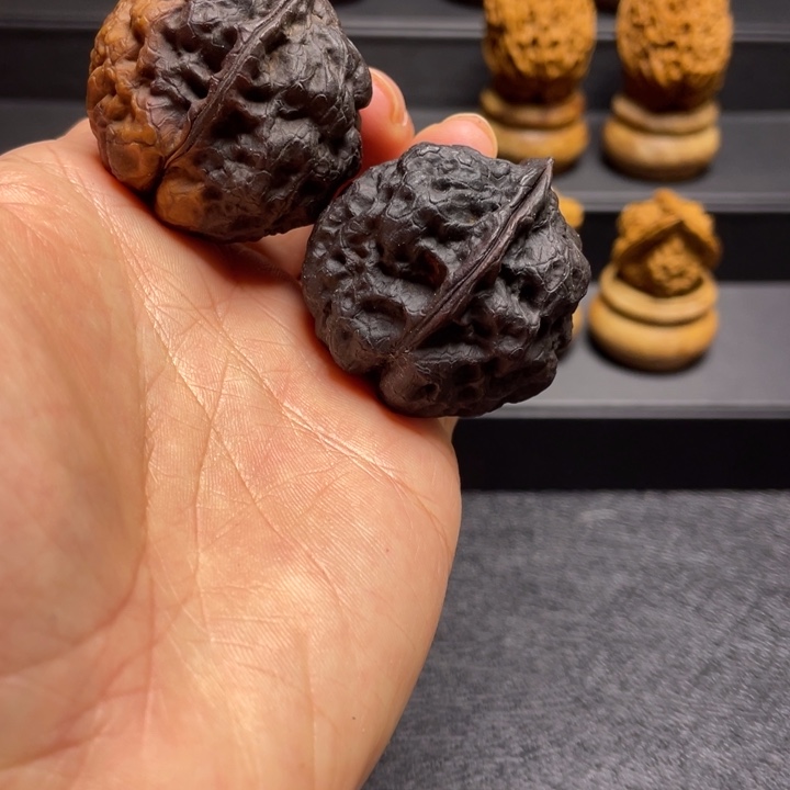 文玩核桃吊坠F毒王39