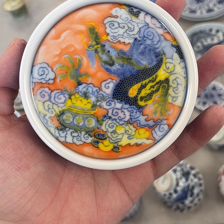 瓷片景德镇粉彩腾龙仙堡盖置