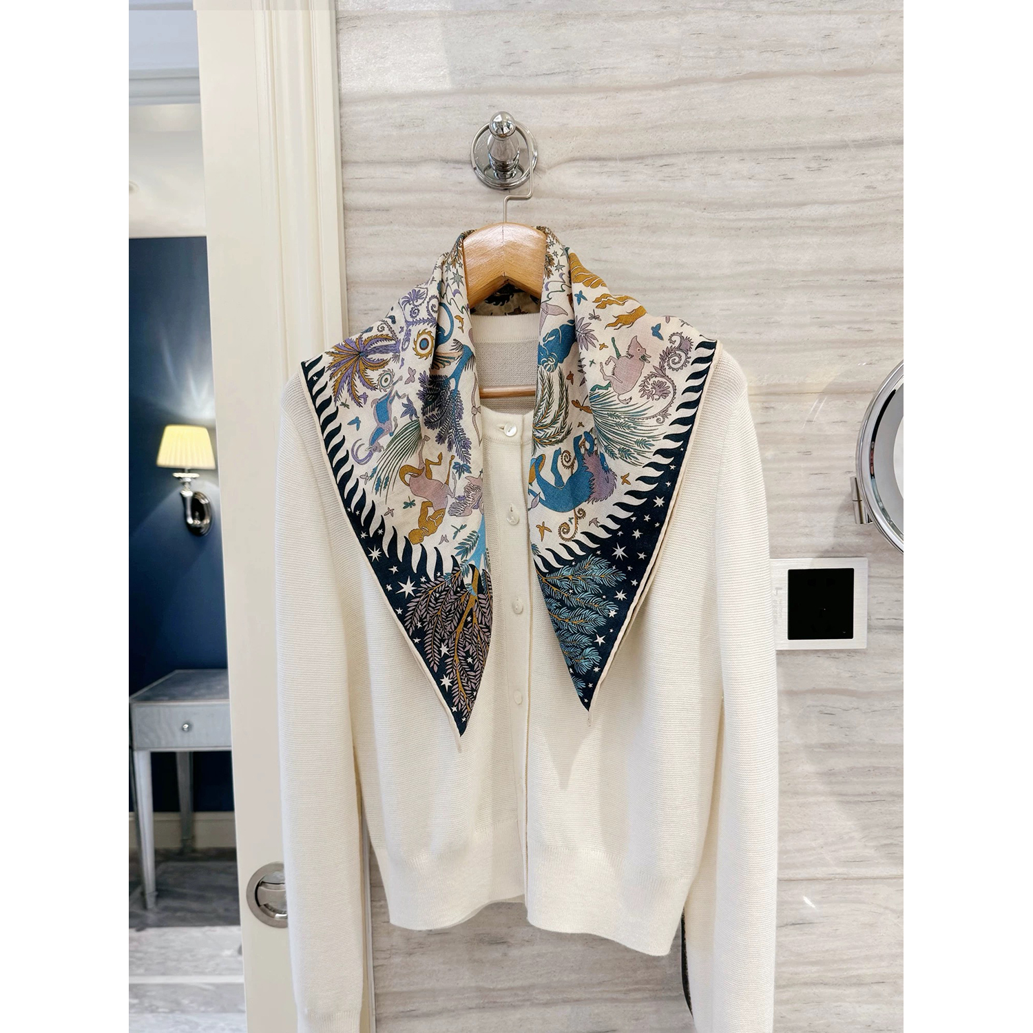 NINASOLOR 玛雅丛林秋冬保暖双面色柔软真丝羊毛混纺围巾方巾63cm