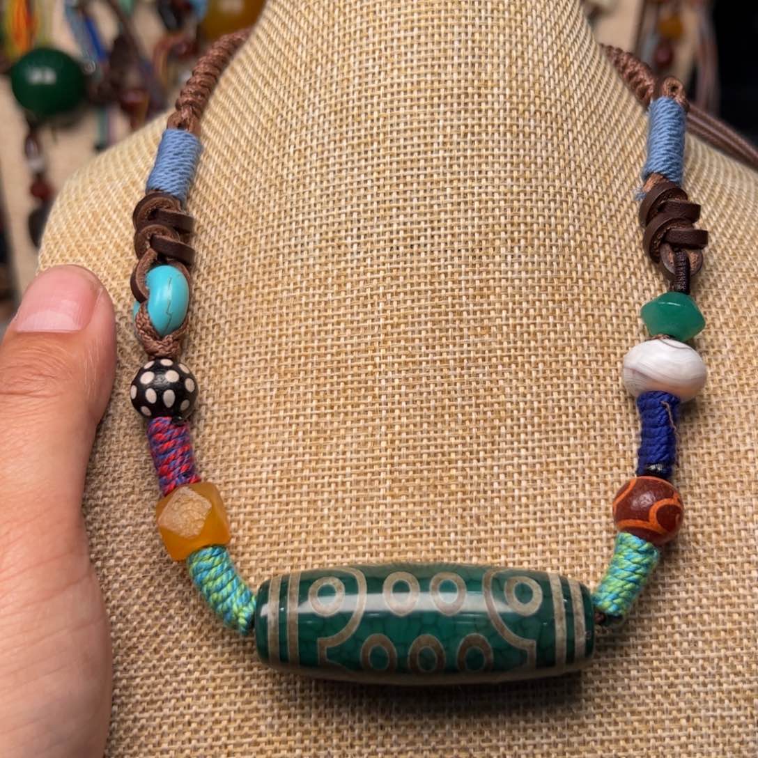 玛瑙/玉髓颈饰未镶嵌