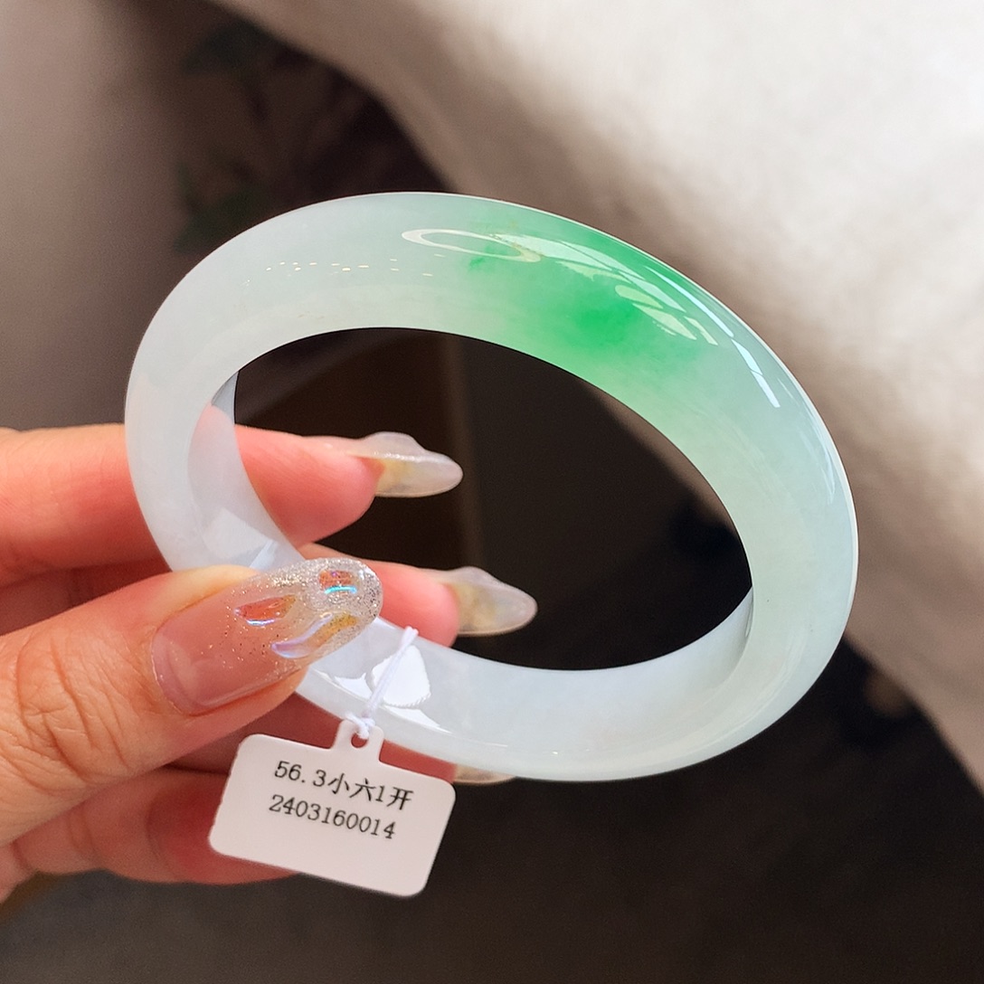 翡翠未镶嵌手镯56.5冰阳金丝绿正圈（具体价格咨询客服）