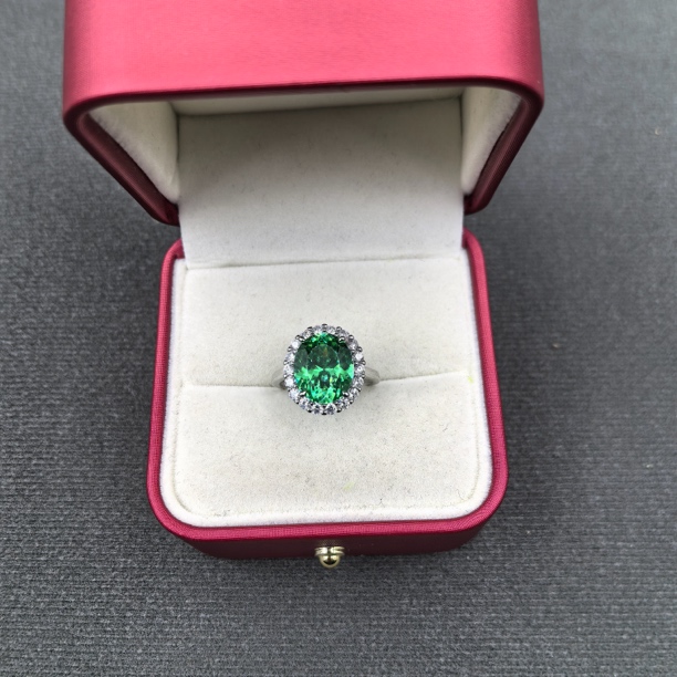  【经典永恒  光芒四射】戒指 GDJ10011