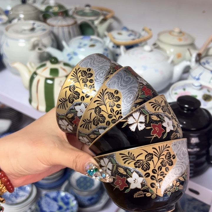 盖碗瓷器直播放漏中