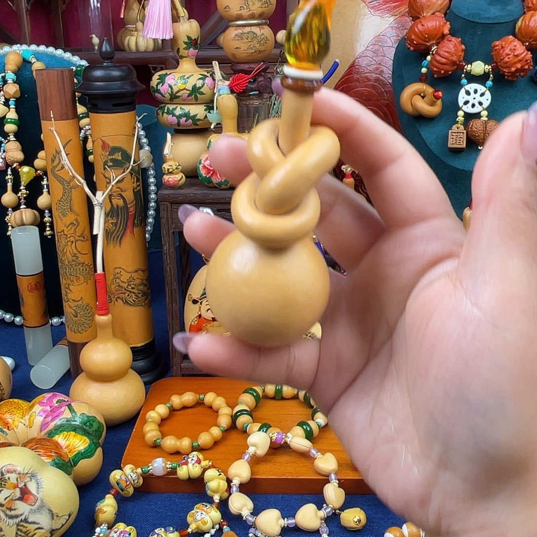 善***缘大叶紫檀（黑酸枝木类）