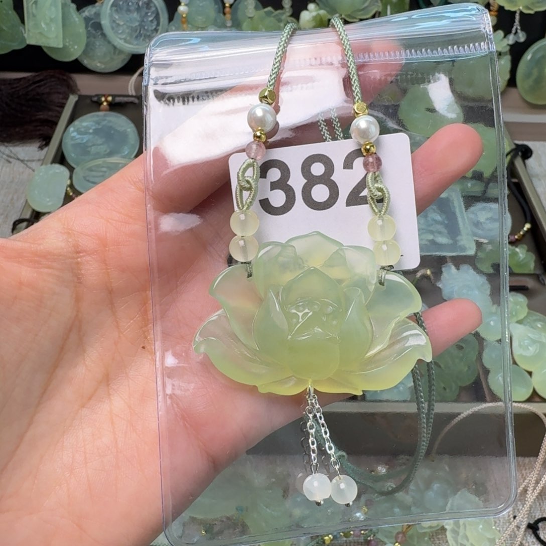 蛇纹石玉项链未镶嵌瑕疵品