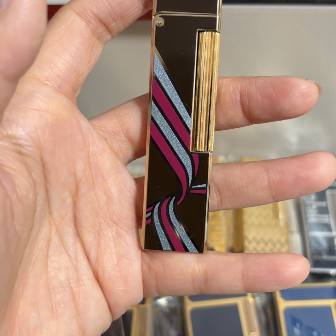 都登卡中古打火机