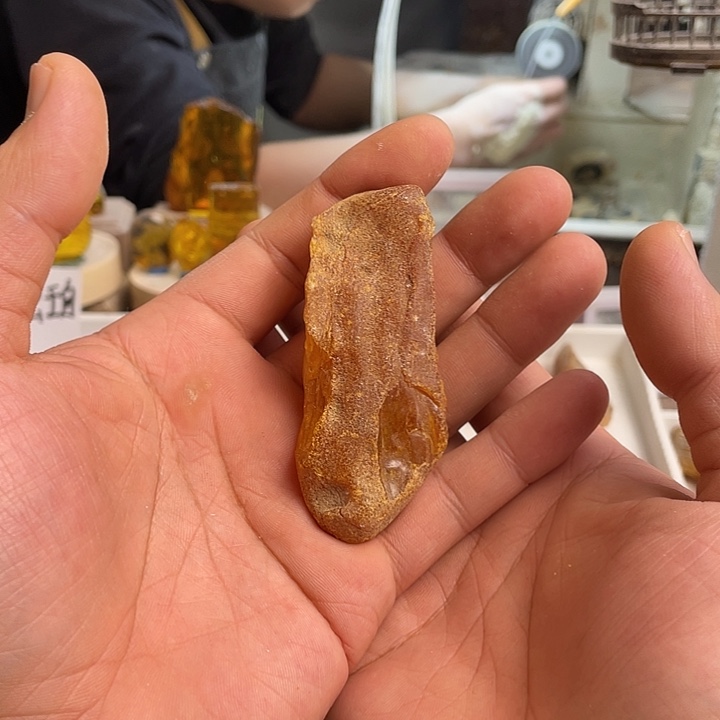 留***汉定制琥珀未镶嵌天然琥珀蜜蜡