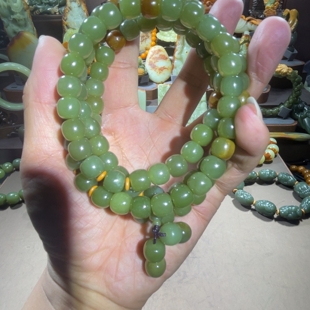 透闪石质玉108卡9✖️10未镶嵌