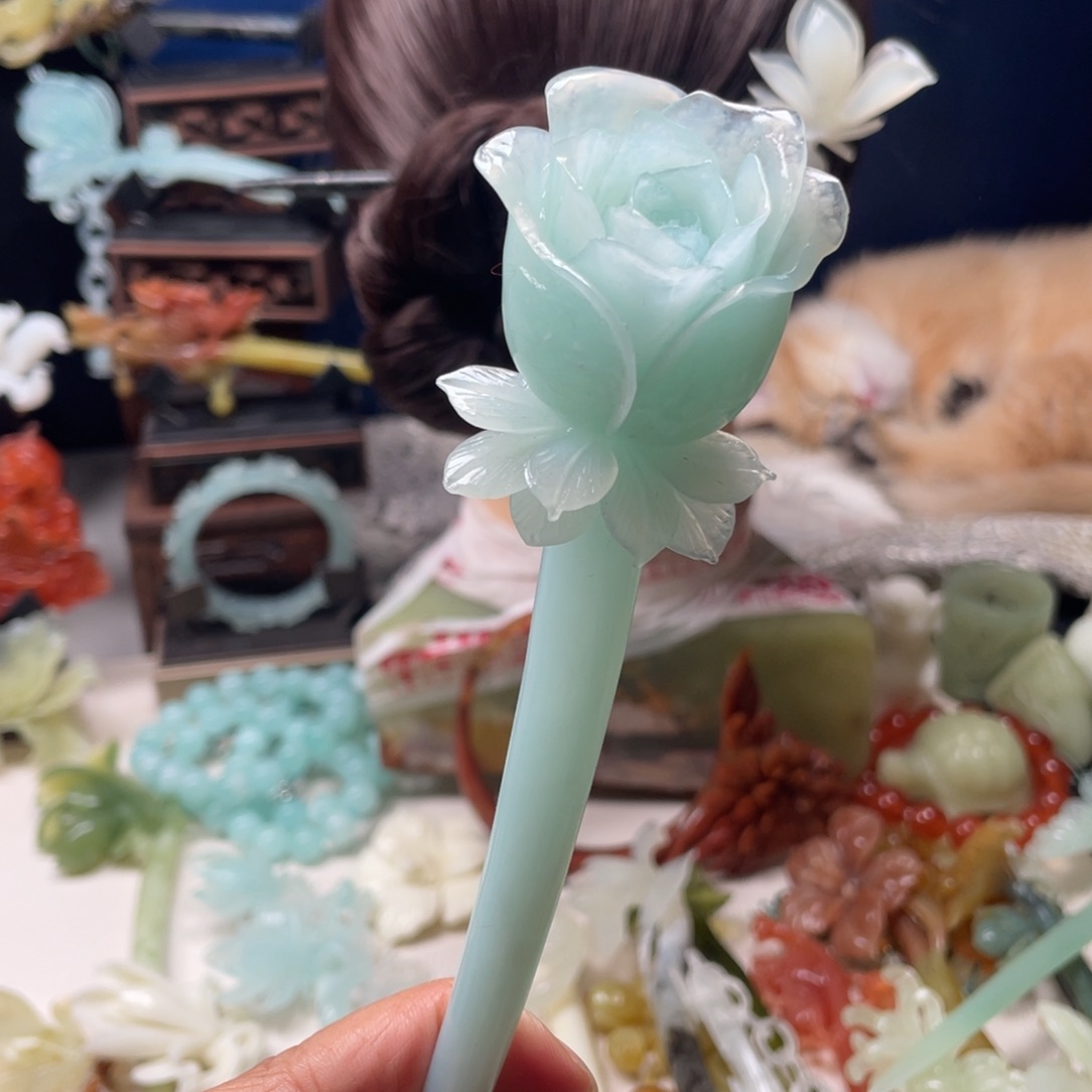 【闪购商品】蛇纹石玉发饰未镶嵌《***》