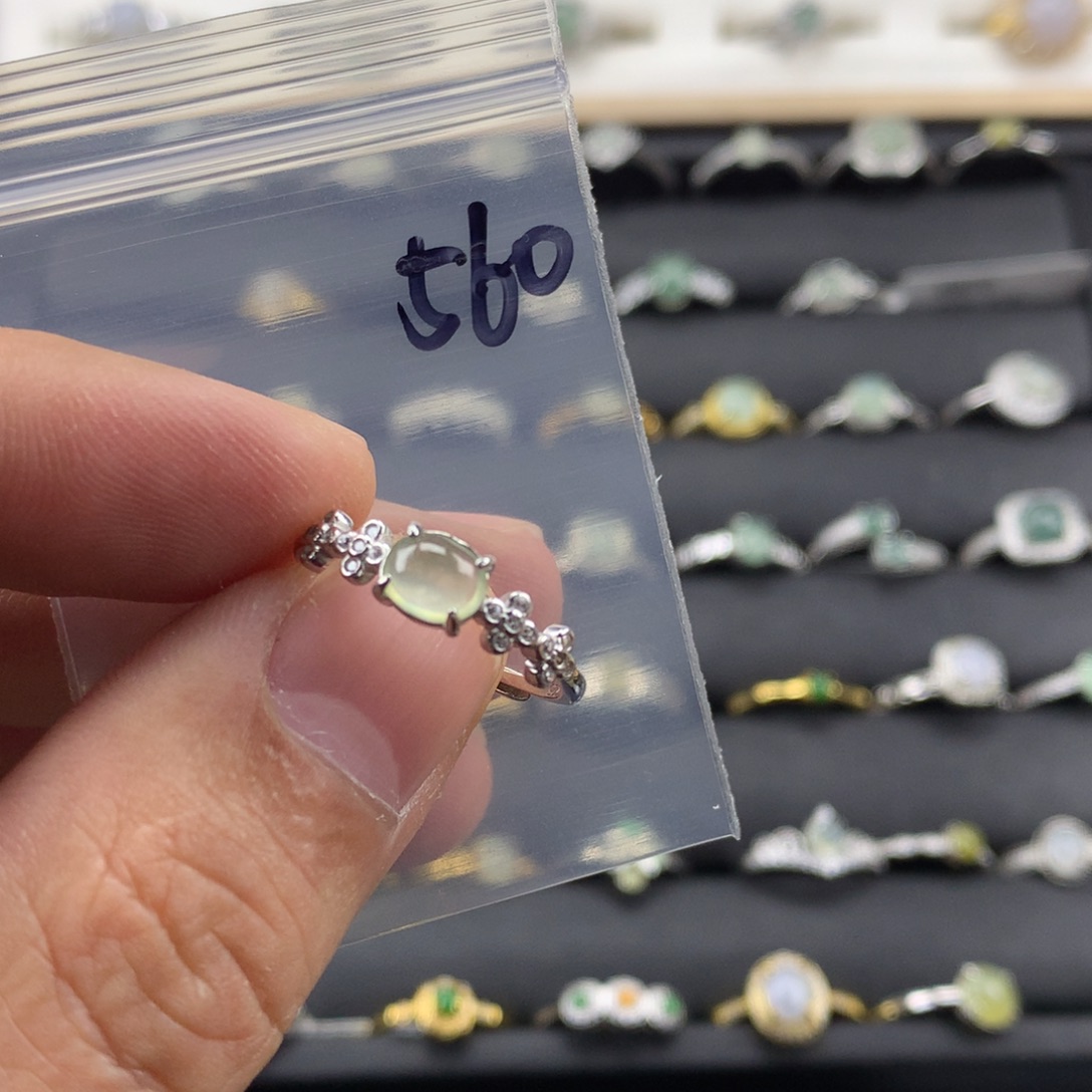 。***。翡翠银S925镀金镶嵌戒指560