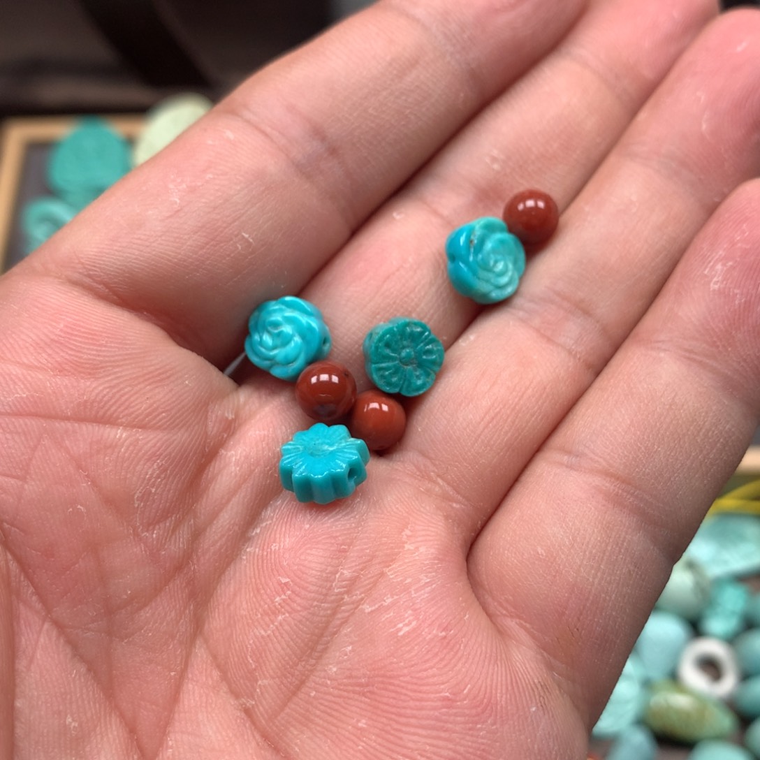 南红玛瑙雕刻未镶嵌