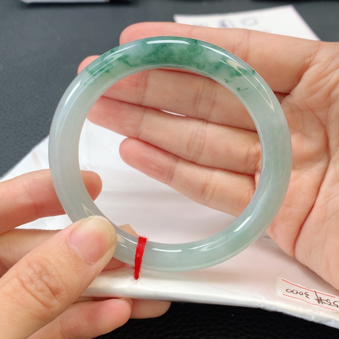 翡翠手镯未镶嵌缅甸圆55