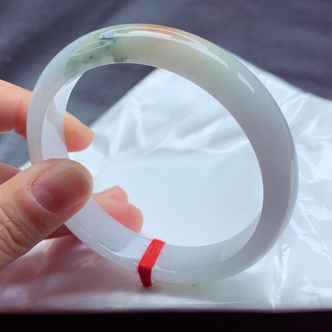 翡翠手镯未镶嵌62.6圈