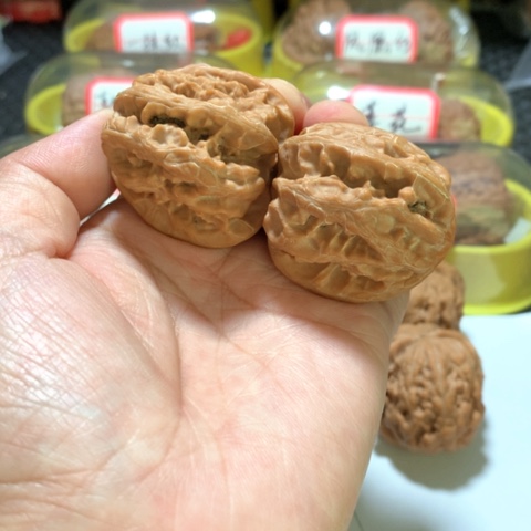 吊坠文玩核桃给****光方块