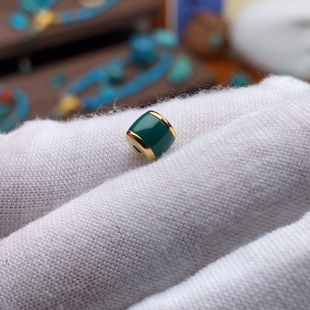 绿松石18K金镶嵌绿松石配饰