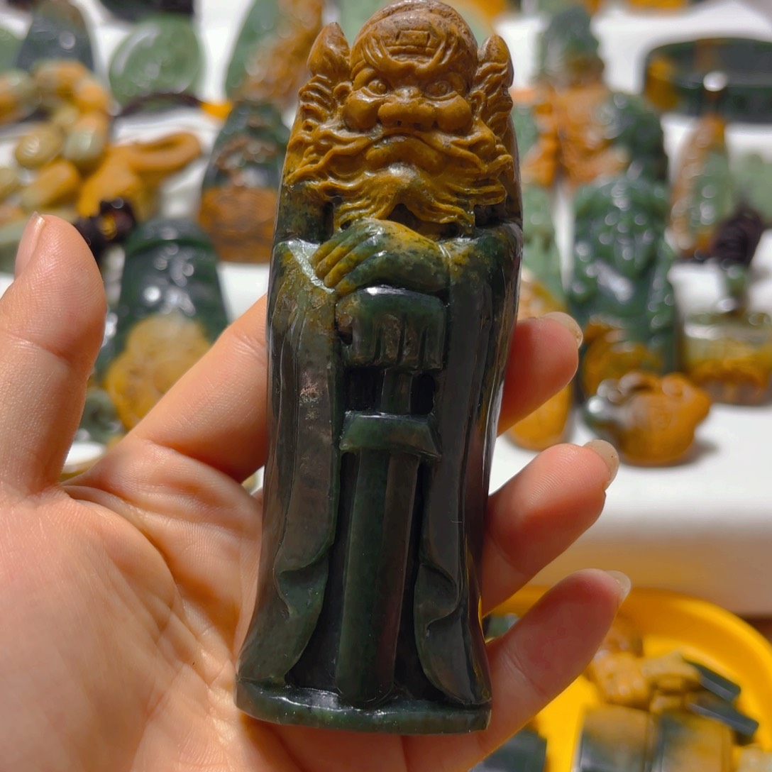 岫岩河磨玉（透闪石质玉）挂件未镶嵌