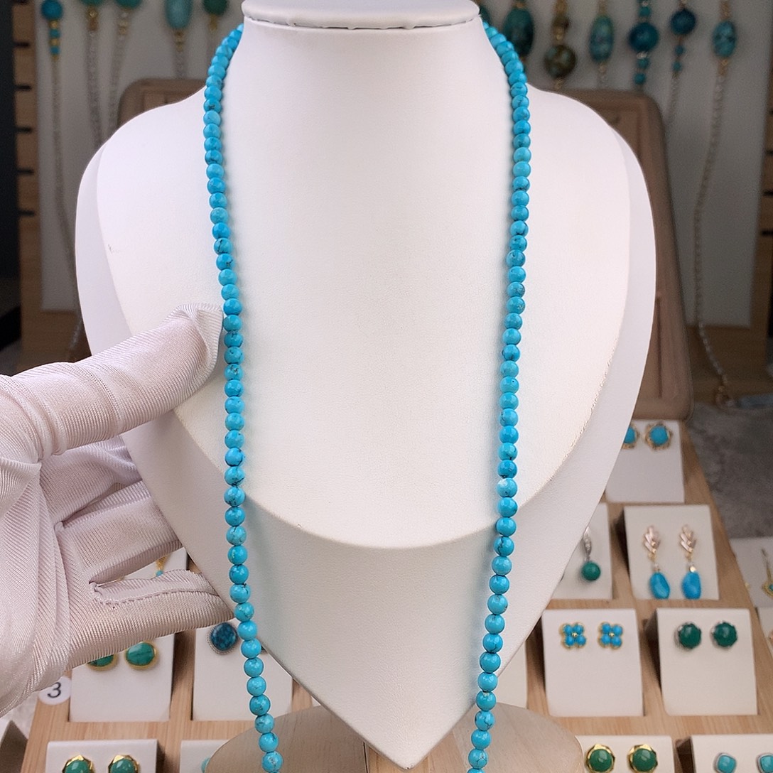 绿松石未镶嵌颈饰