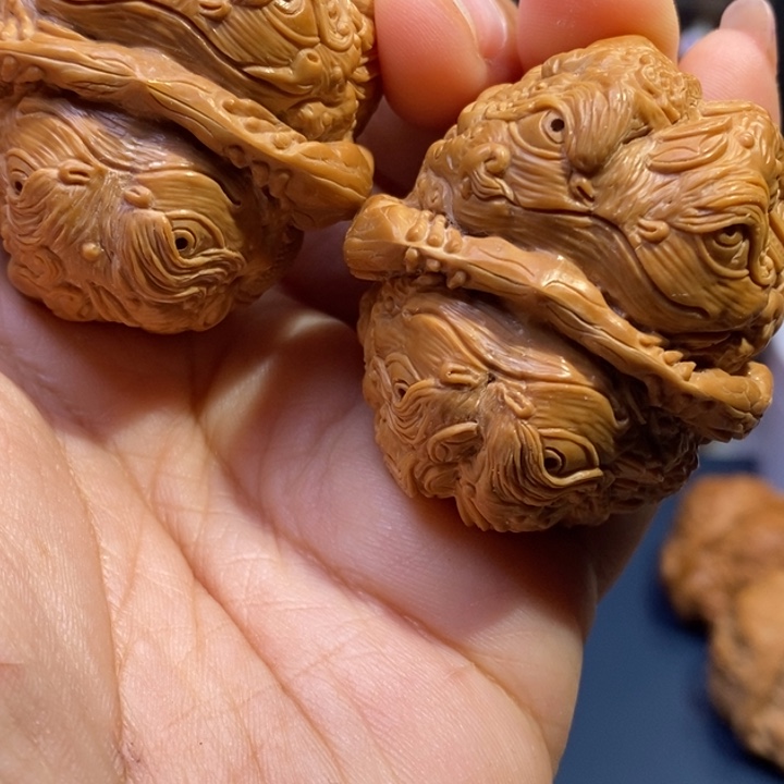 手串/手链核桃40/45金蟾