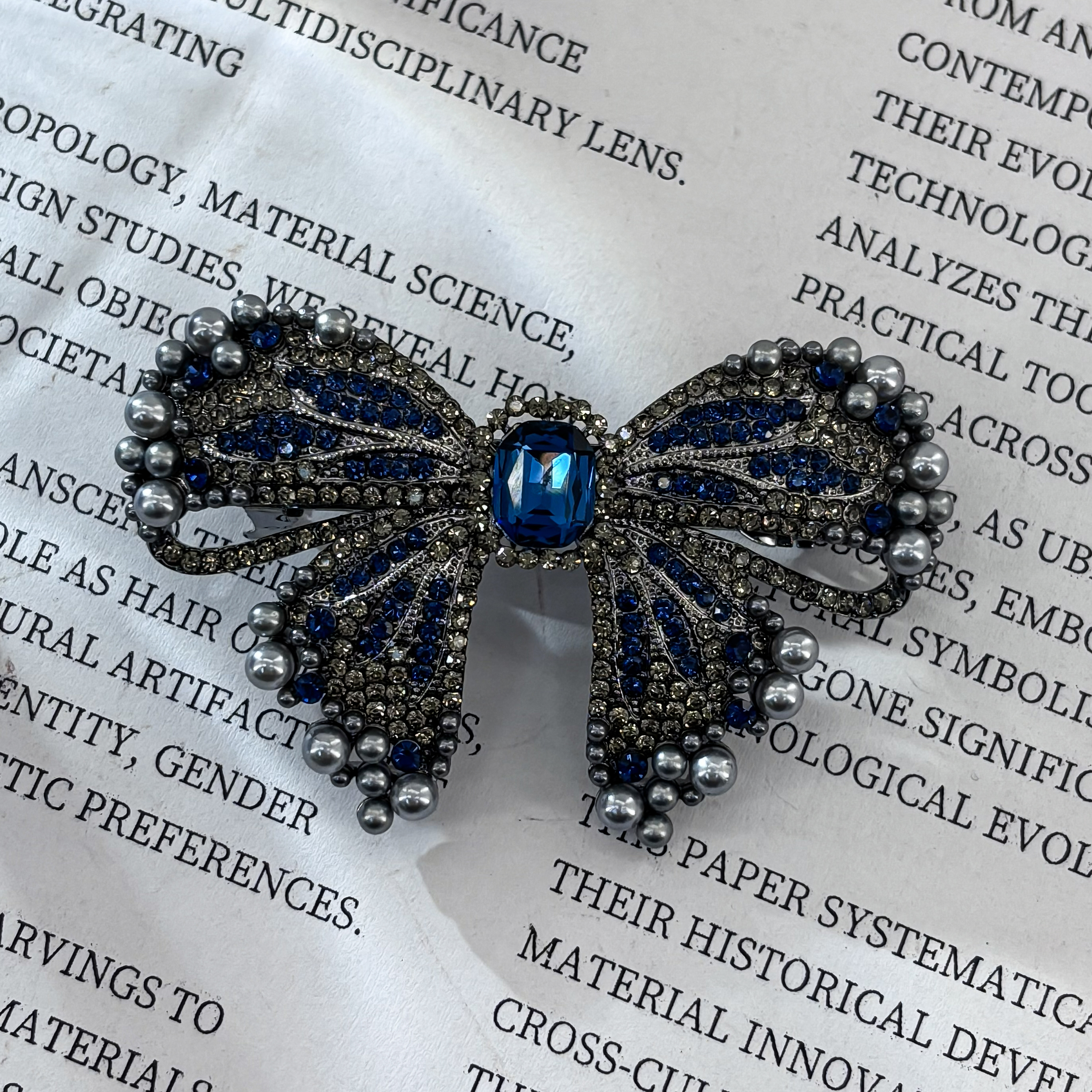 2013简约蝴蝶弹簧夹