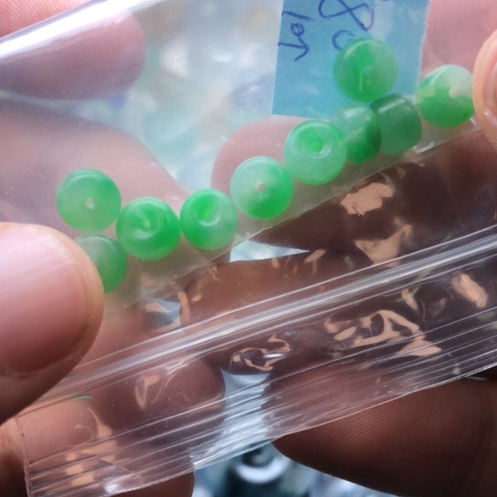 未镶嵌定制翡翠挂件