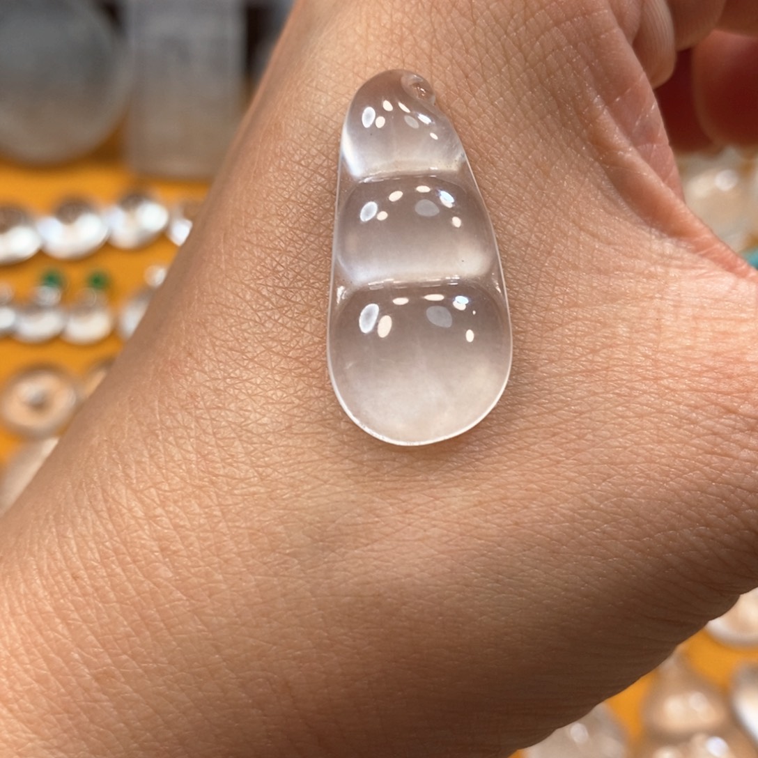 未镶嵌吊坠石英质玉