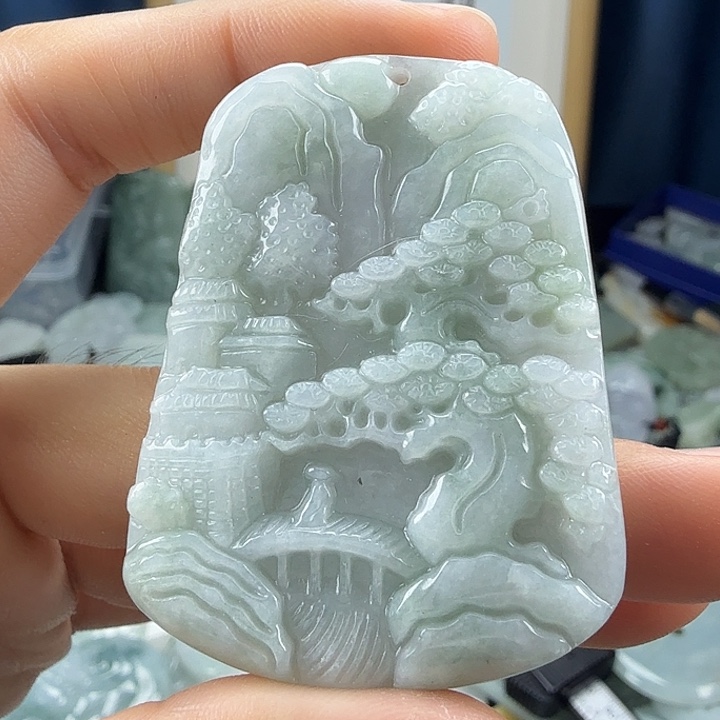 翡翠未镶嵌颈饰翡翠