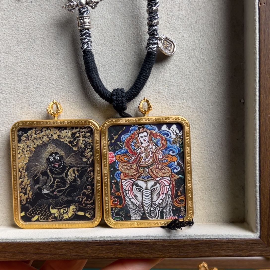 生***⁰吊坠双面定制 黑老 普贤