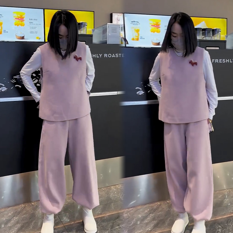 2025秋冬新款时尚显瘦气质网红高档套装女高级百搭宽松大码三件套