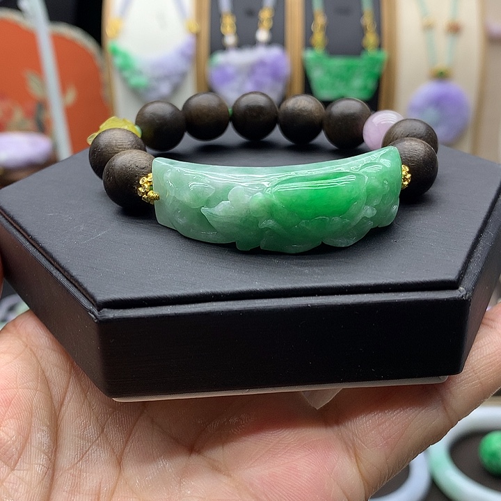 未镶嵌手链翡翠翡翠手链