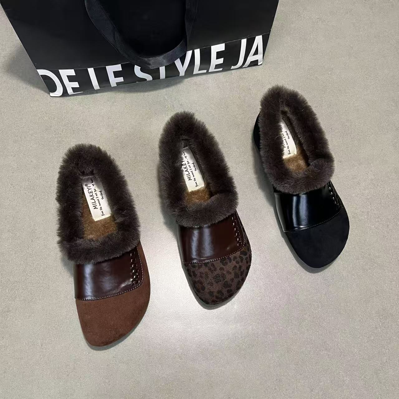 内增高3CM 2025年冬季新款纯色百搭时尚拼接加绒日常芒果头单鞋