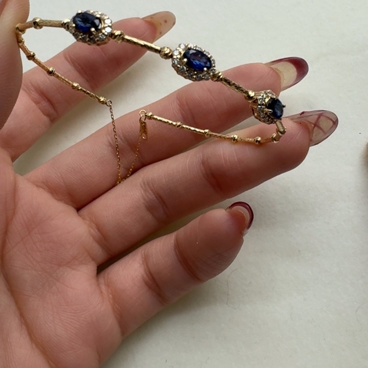 蓝宝石手镯18K金镶嵌