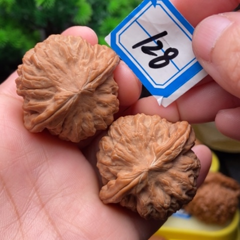 文玩核桃吊坠核桃40