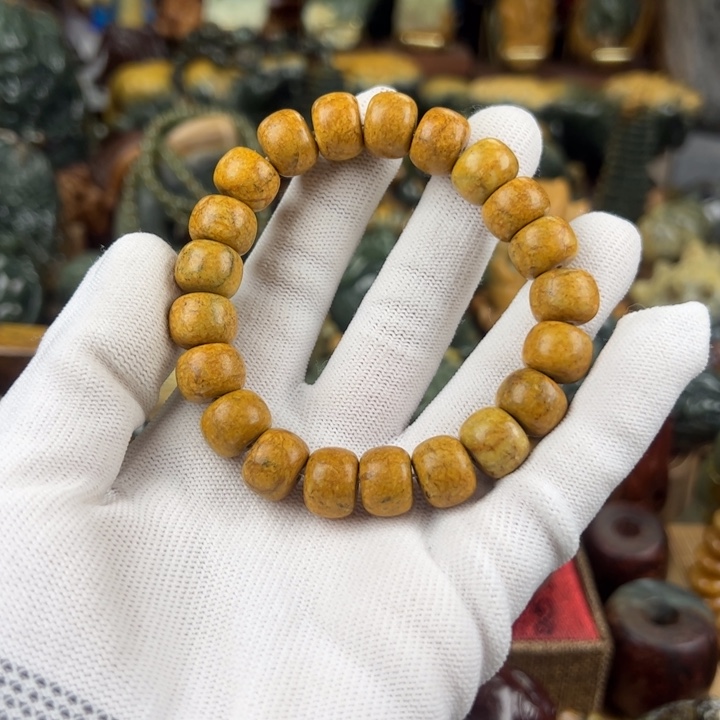 岫岩河磨玉（透闪石质玉）手串未镶嵌旅*