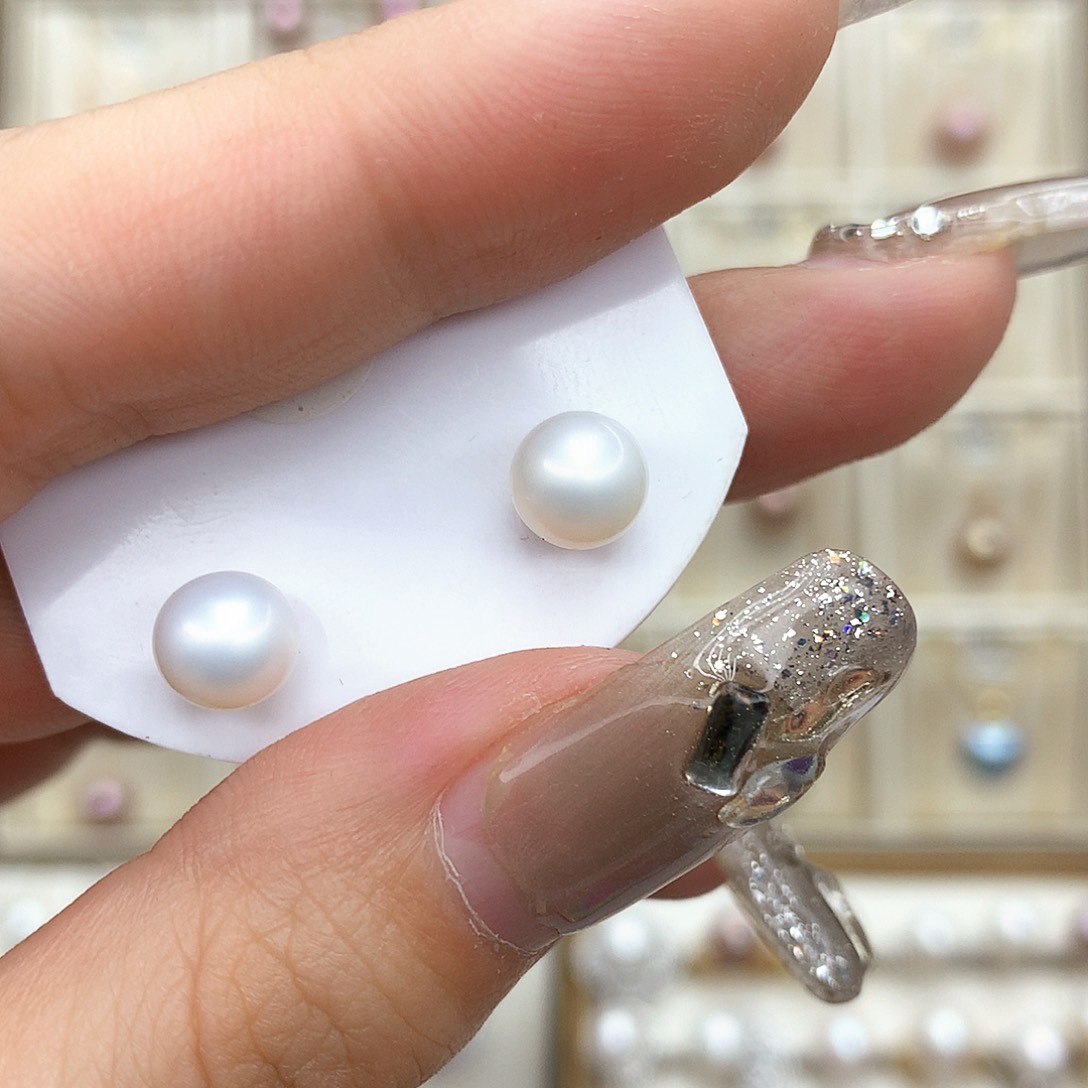 淡水珍珠合金颈饰