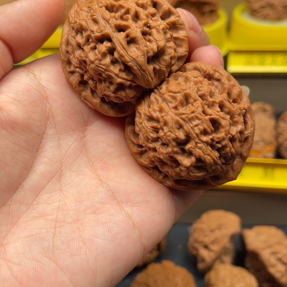 文玩核桃吊坠百*水龙纹42