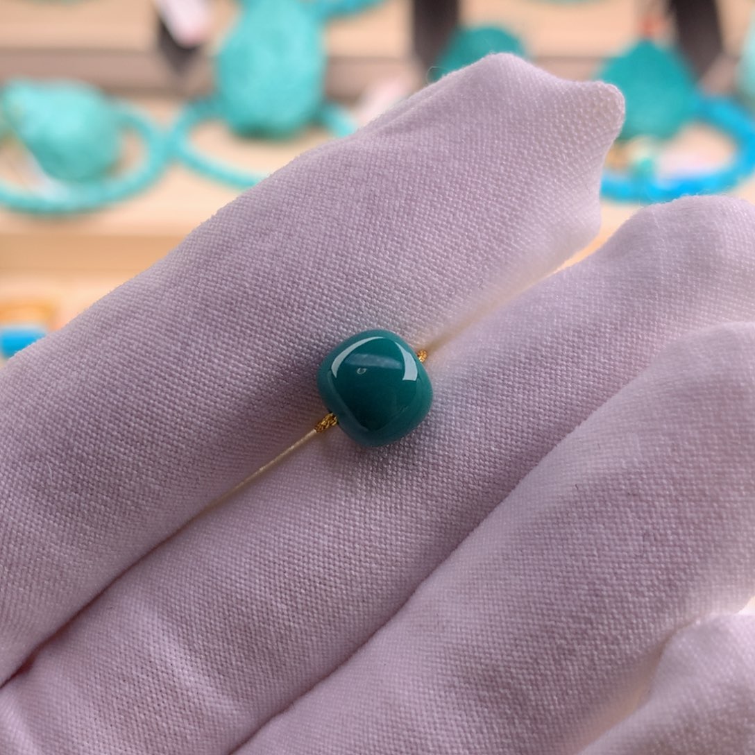 绿松石珠宝奇石未镶嵌8.4-7.5