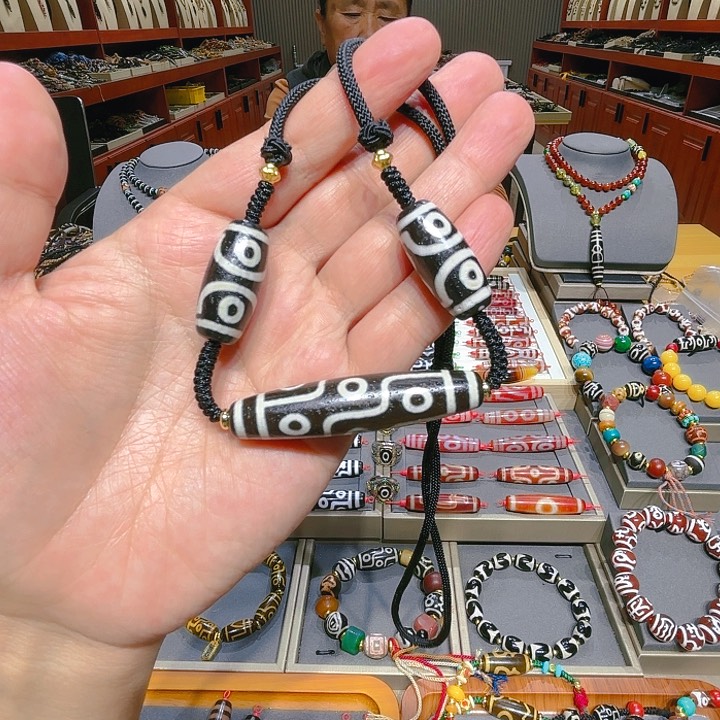 未镶嵌玛瑙/玉髓珠宝奇石