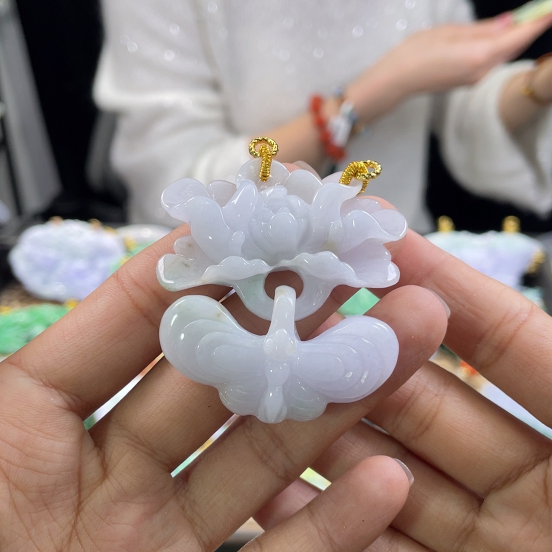 翡翠颈饰未镶嵌代编织
